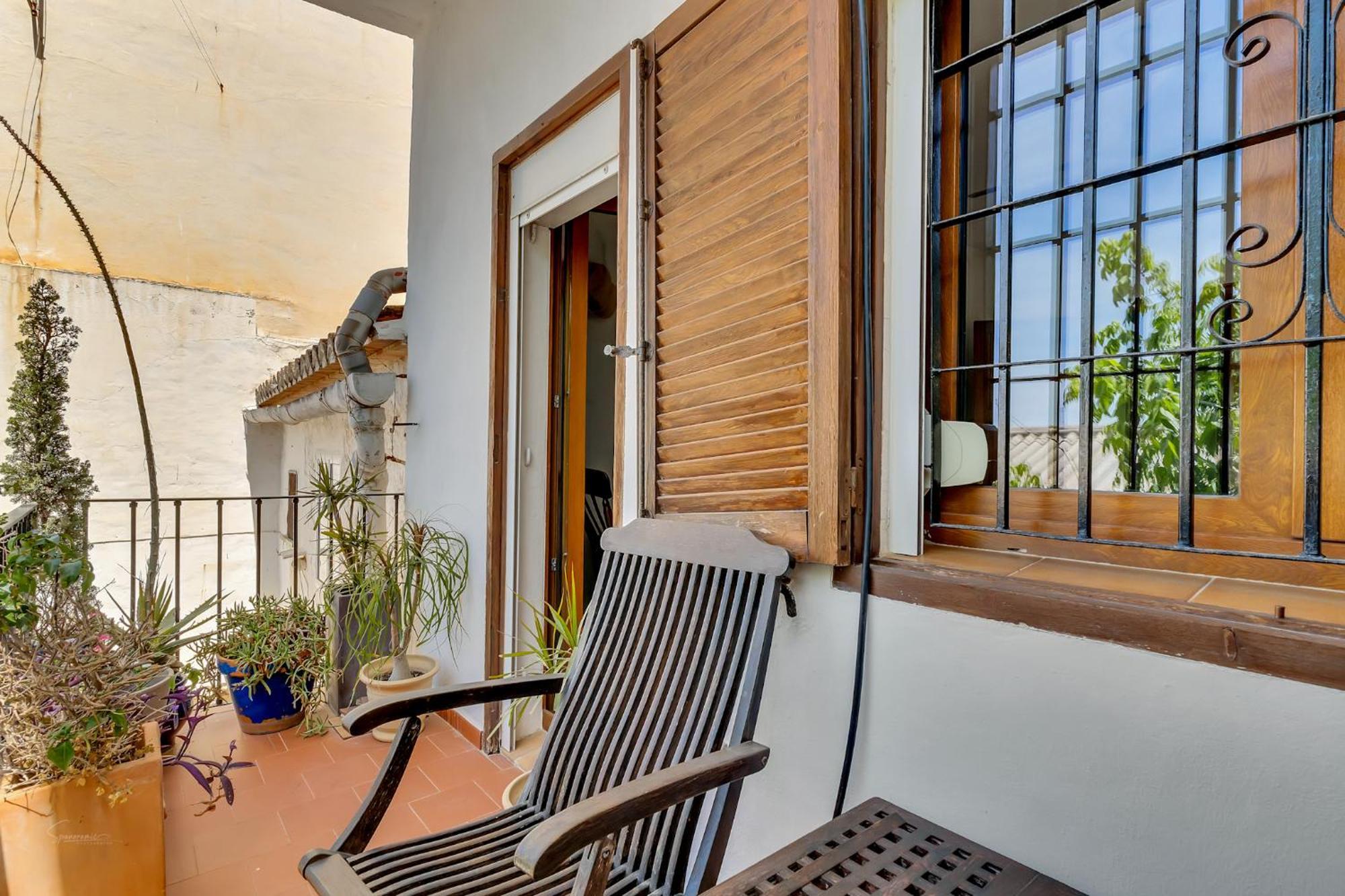 Townhouse Apartment *